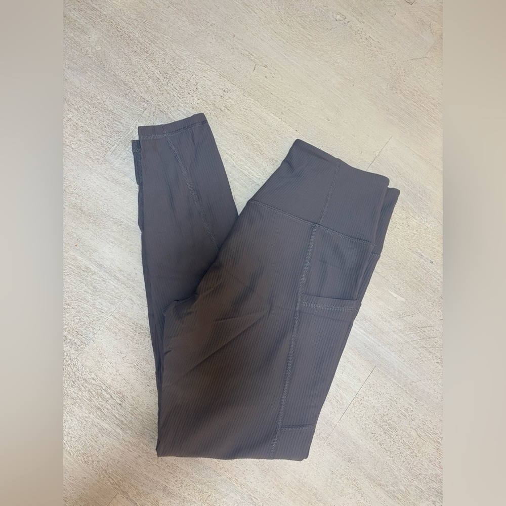 Old Navy Gray Active Leggings
